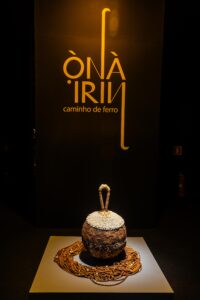 Òná Ìrin: Caminho de Ferro 1C2A9606ONA IRIN CAMINHO FERRO NADIA TAQUARY FOTO TATIANA FREITAS 200x300