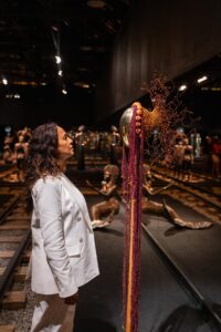 Òná Ìrin: Caminho de Ferro 1C2A9848ONA IRIN CAMINHO FERRO NADIA TAQUARY FOTO TATIANA FREITAS 200x300