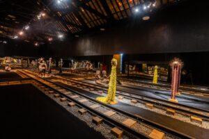 Òná Ìrin: Caminho de Ferro Copia De 1C2A9557ONA IRIN CAMINHO FERRO NADIA TAQUARY FOTO TATIANA FREITAS 300x200